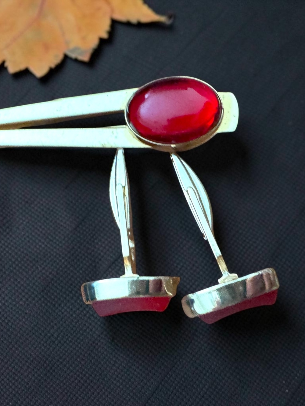 Mid-Century Modern Red Glass Cufflinks and Tie Clip Set